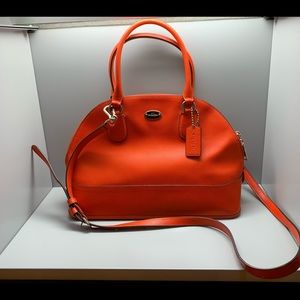 Coach Purse *❤️bundle with orange Coach wallet for $50❤️*